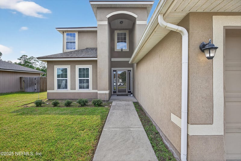 6054 Chestnut Gelding Ln, Jacksonville, FL 32234