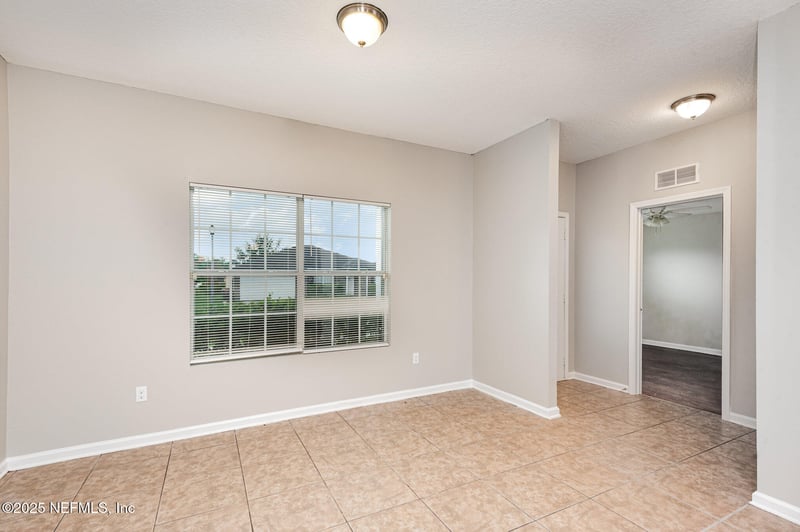 8073 Violet Willow Ln, Jacksonville, FL 32244