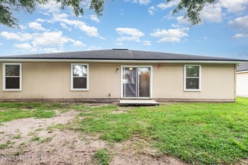 8073 Violet Willow Ln, Jacksonville, FL 32244