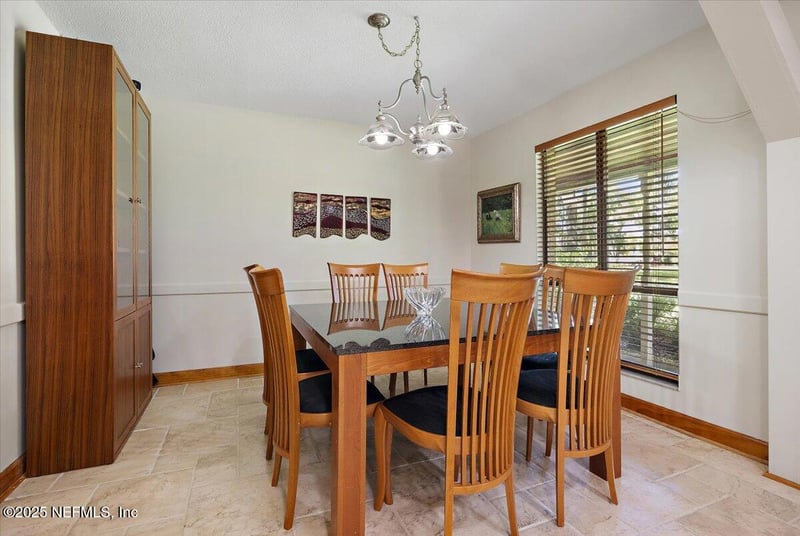 10567 Scott Mill Rd, Jacksonville, FL 32257