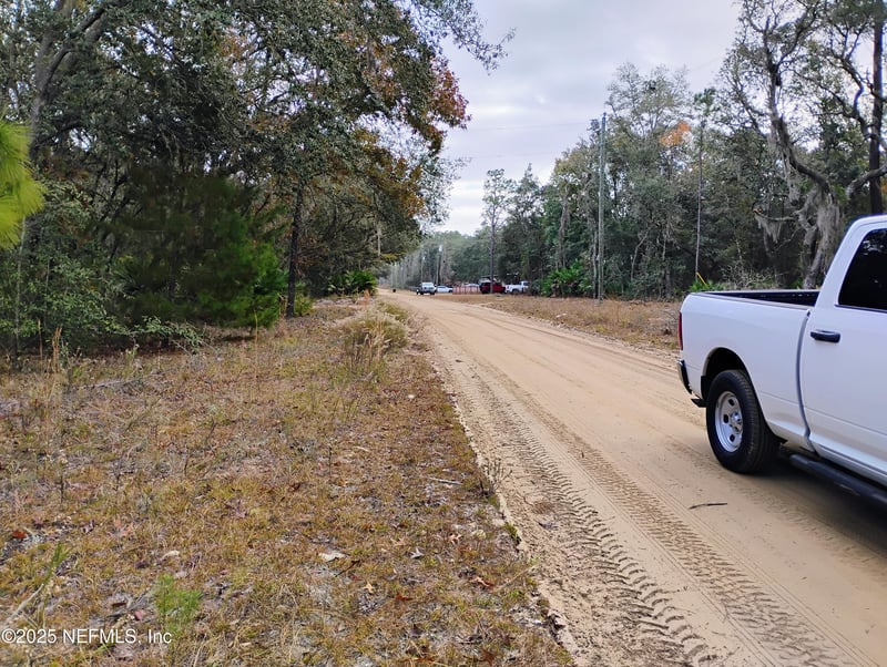 244 Thompson Ave, Interlachen, FL 32148