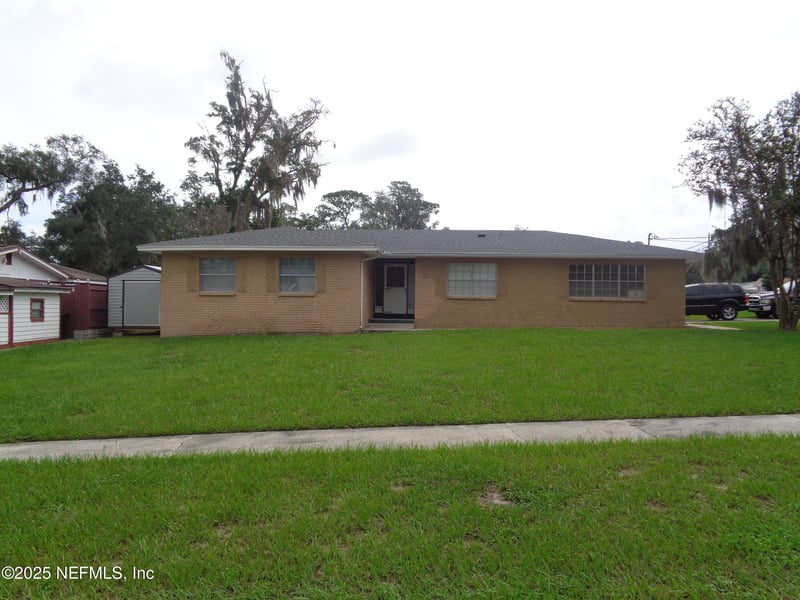 331 Neptune Rd, Orange Park, FL 32073