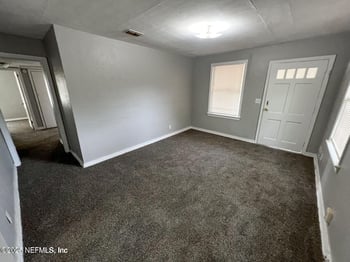 5035 Campenella Dr, Jacksonville, FL 32209