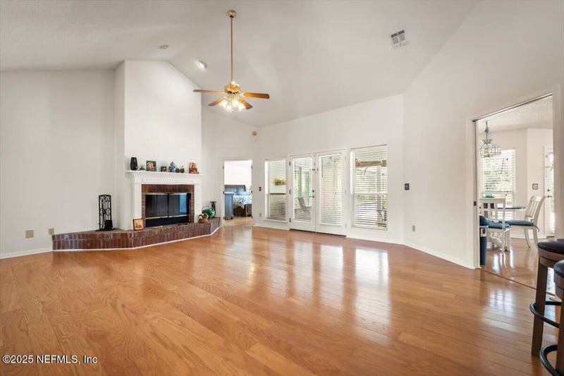 8213 Hampton Lake Ln, Jacksonville, FL 32256