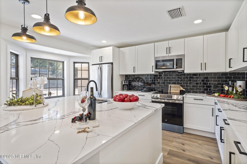 3715 Rustic Ln, Jacksonville, FL 32217