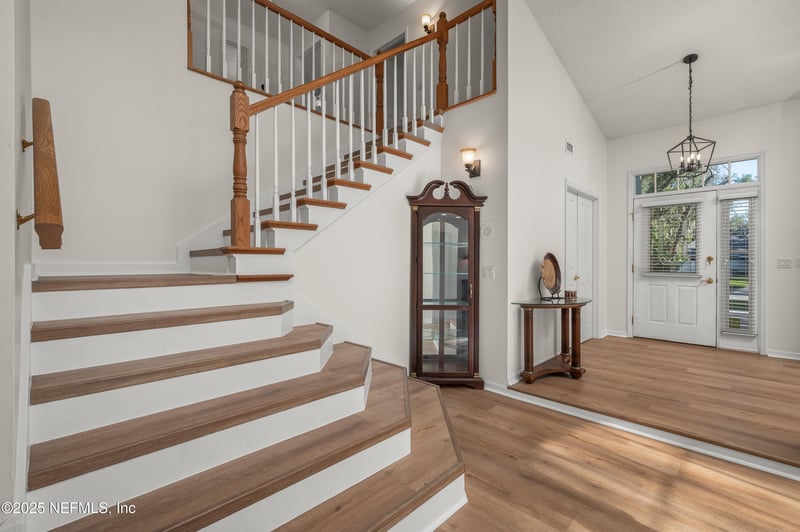 5091 Great Oak Ln, Sanford, FL 32771