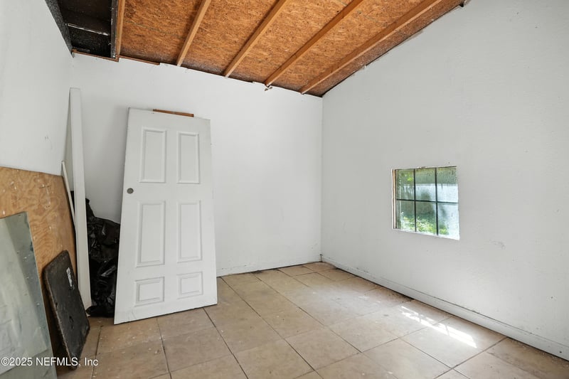 8356 Susie St, Jacksonville, FL 32210