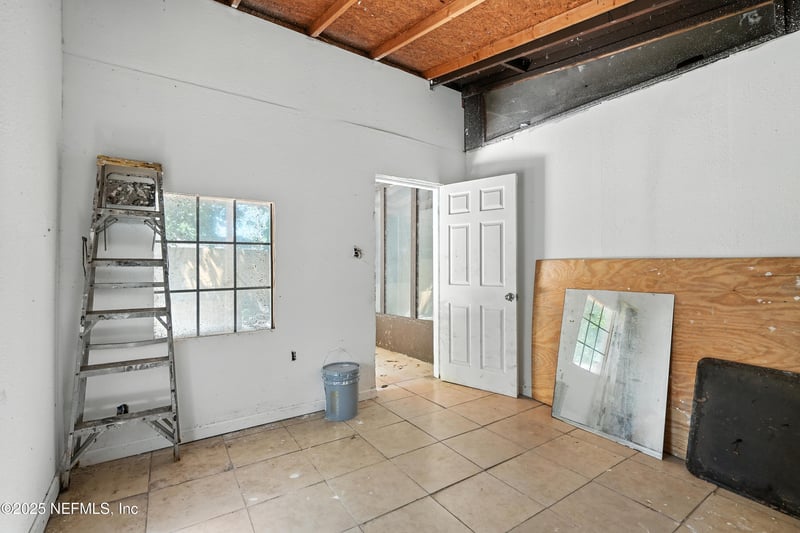 8356 Susie St, Jacksonville, FL 32210