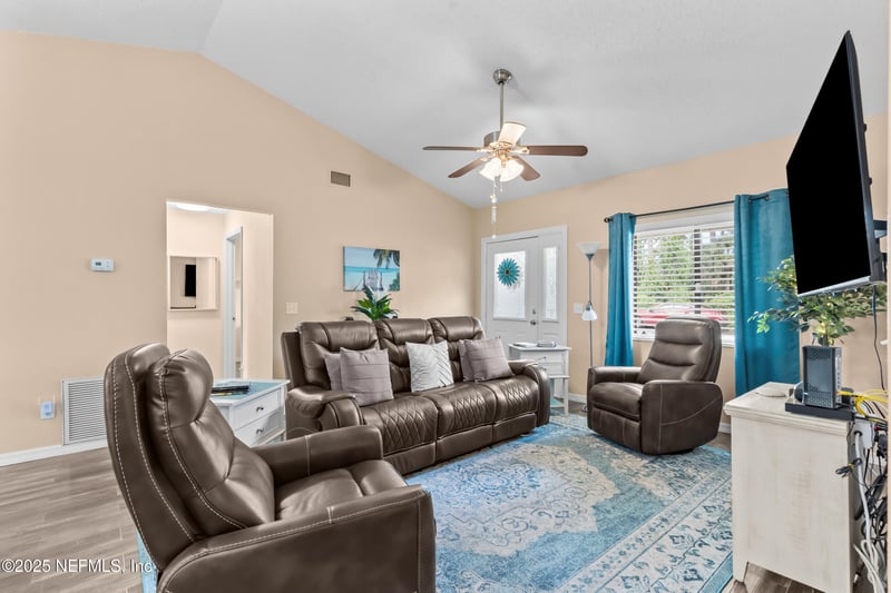 23 Westfield Ln, Palm Coast, FL 32164