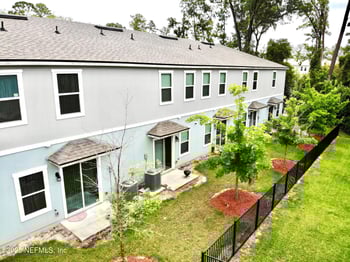 288 Aralia Ln, Jacksonville, FL 32216