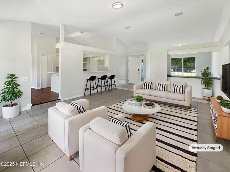 2058 Manucy Ct, Middleburg, FL 32068