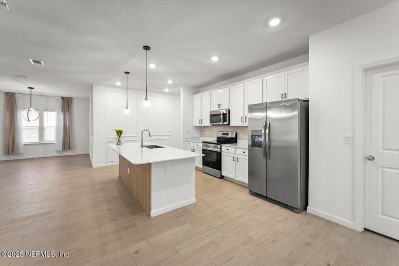 1598 Lachlan Cir, Jacksonville, FL 32218