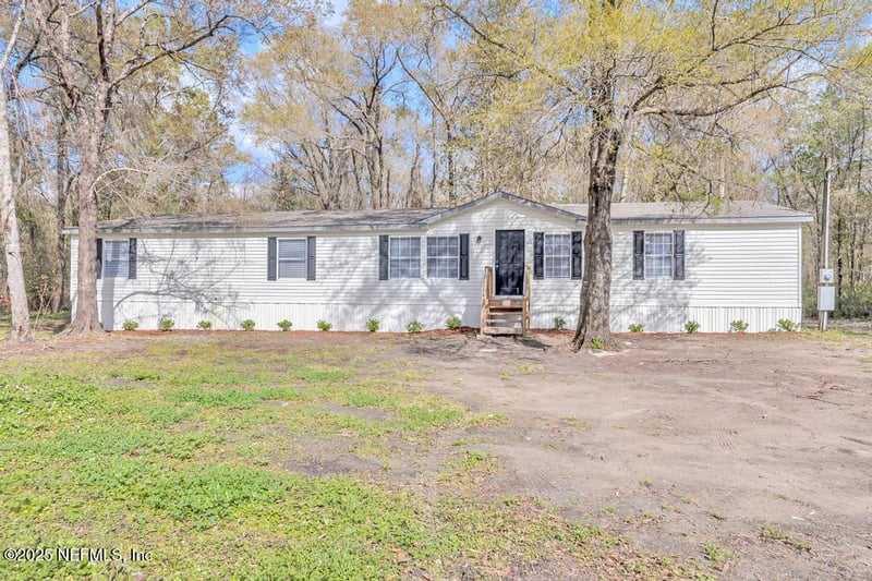 10450 Erickson Ave, Hastings, FL 32145