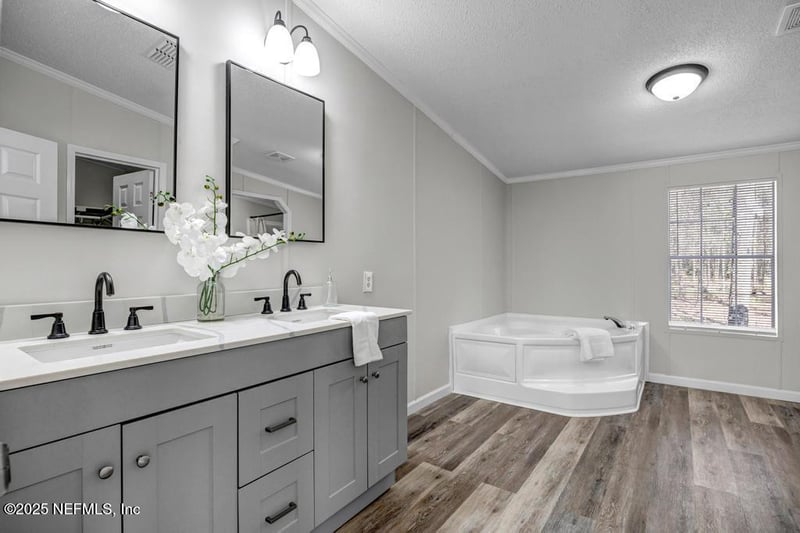 10450 Erickson Ave, Hastings, FL 32145