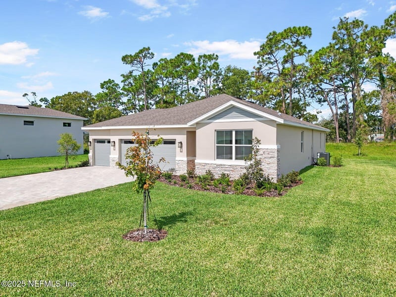 9109 Players Dr, Weeki Wachee, FL 34613