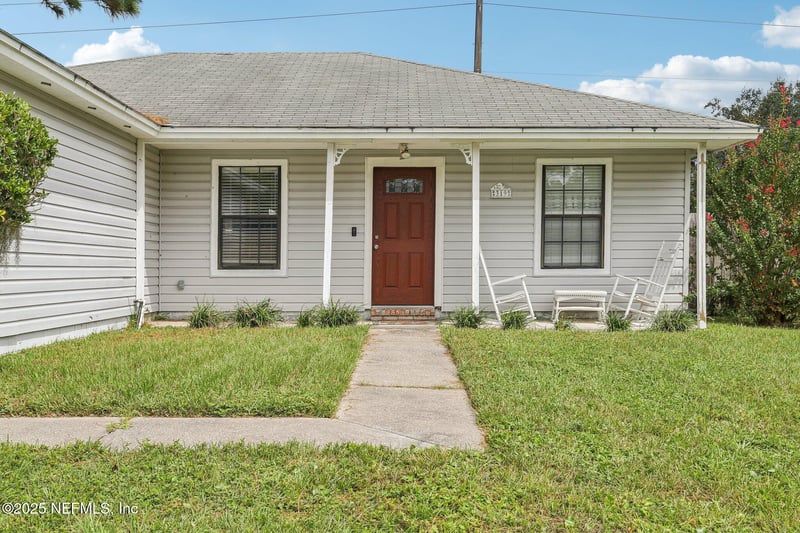 319 Hickory Hollow Dr, Jacksonville, FL 32225