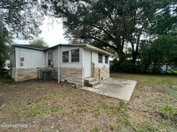 1023 Brandywine St, Jacksonville, FL 32208