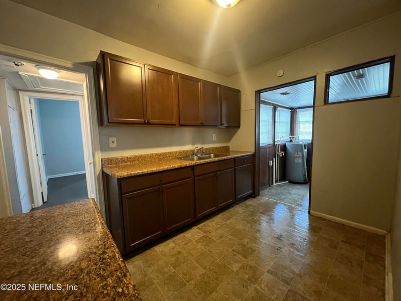 1023 Brandywine St, Jacksonville, FL 32208