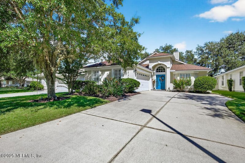 1734 Moss Creek Dr, Fleming Island, FL 32003