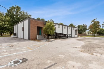 30 Barber Rd, Macclenny, FL 32063