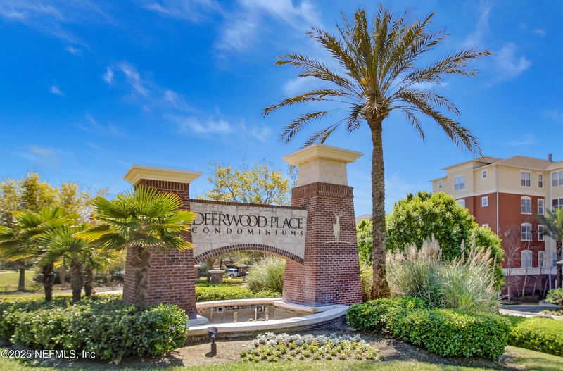 4480 Deerwood Lake Pw #554, Jacksonville, FL 32216