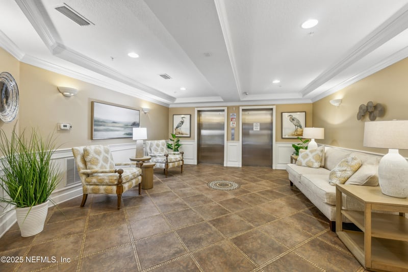 4480 Deerwood Lake Pw #554, Jacksonville, FL 32216