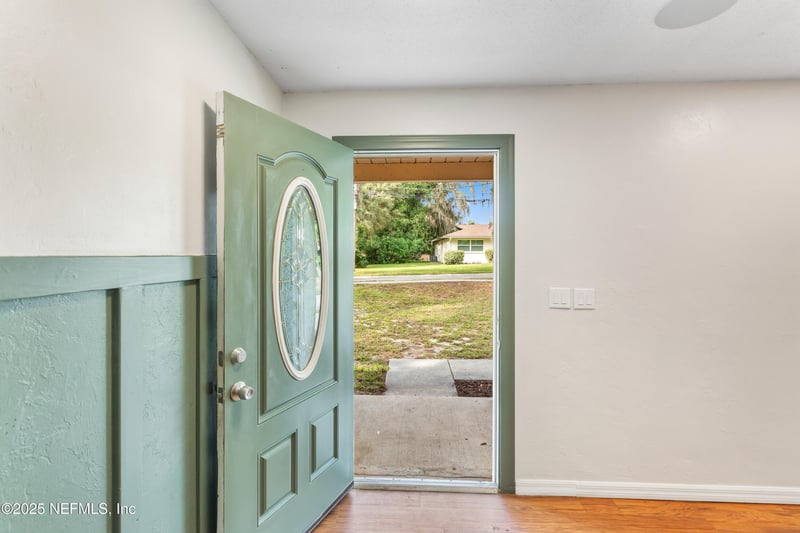 220 Grove St, Keystone Heights, FL 32656