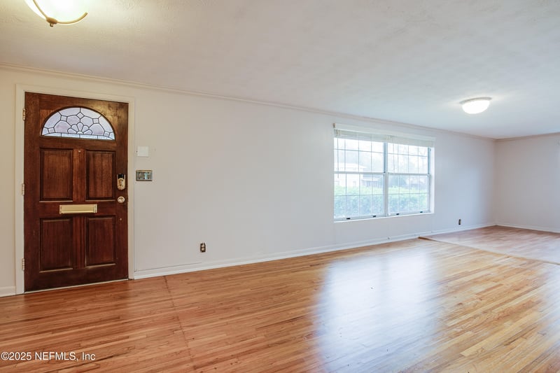 2027 Courtney Dr, Jacksonville, FL 32208