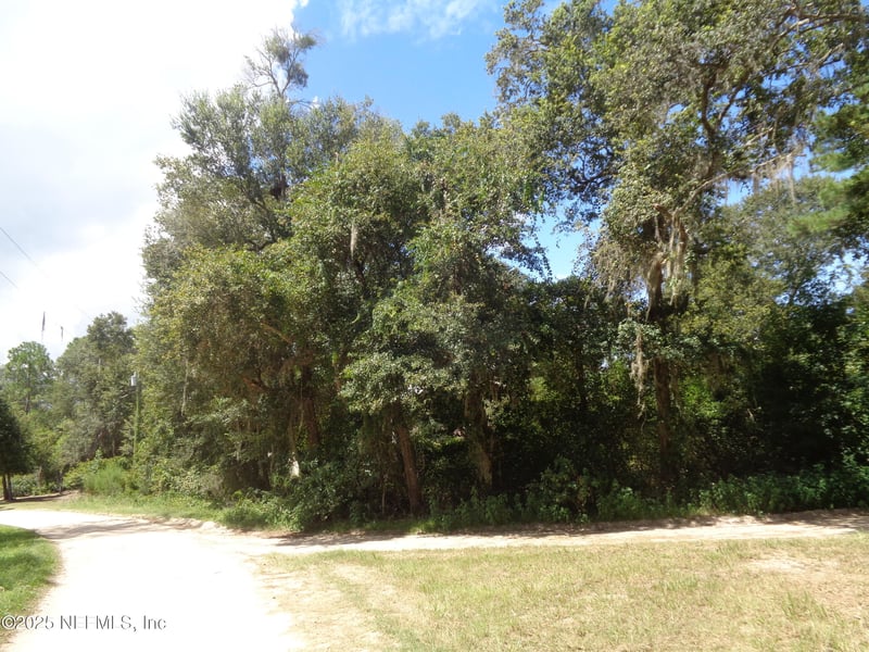 0 Lake Shore Lots 413 414 Ter, Interlachen, FL 32148