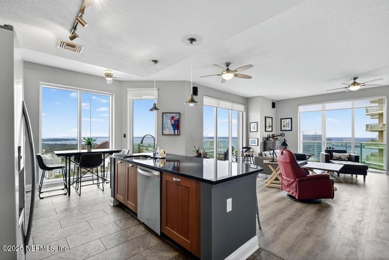 1431 Riverplace Blvd #2501, Jacksonville, FL 32207