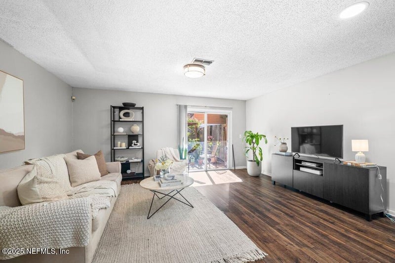 4473 Melissa Ct, Jacksonville, FL 32210