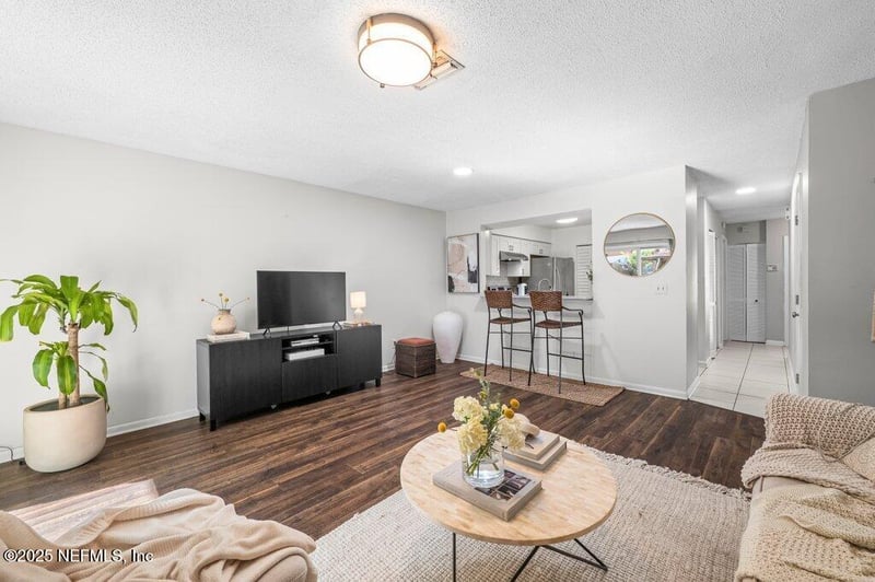 4473 Melissa Ct, Jacksonville, FL 32210