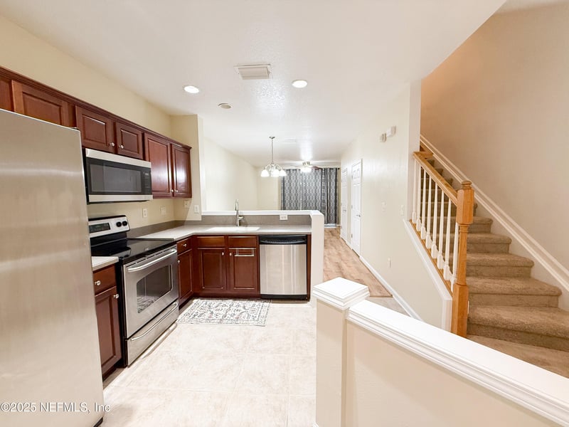 8110 Summer Bay Ct, Jacksonville, FL 32256