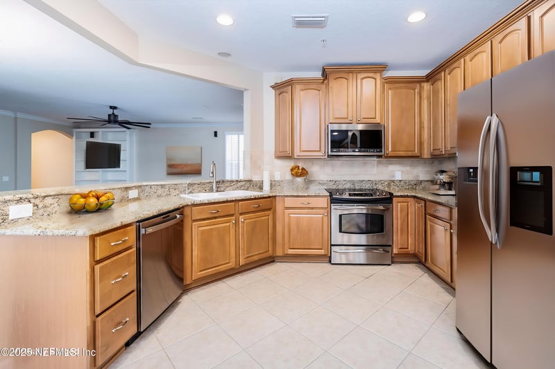 4480 Deerwood Lake Pw #232, Jacksonville, FL 32216