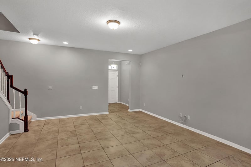 409 Richmond Dr, St Johns, FL 32259