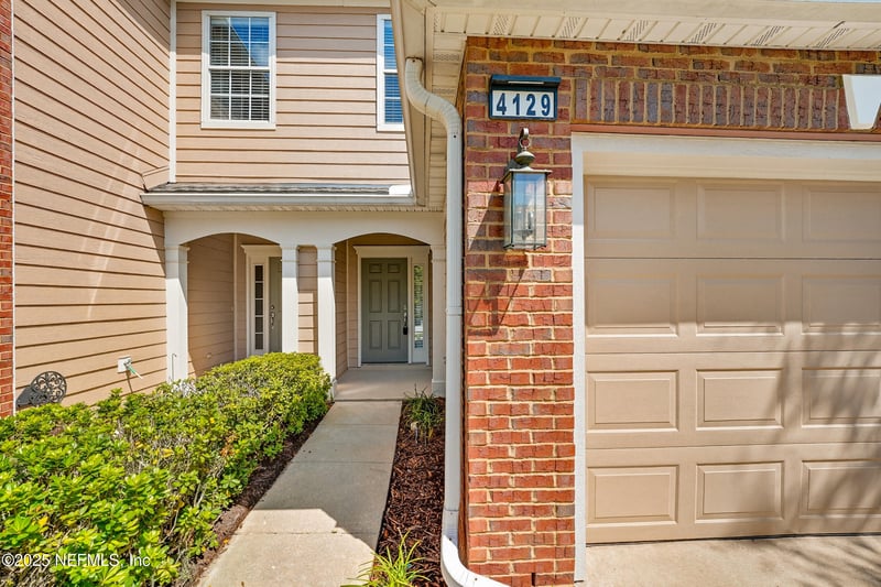 4129 Crownwood Dr, Jacksonville, FL 32216