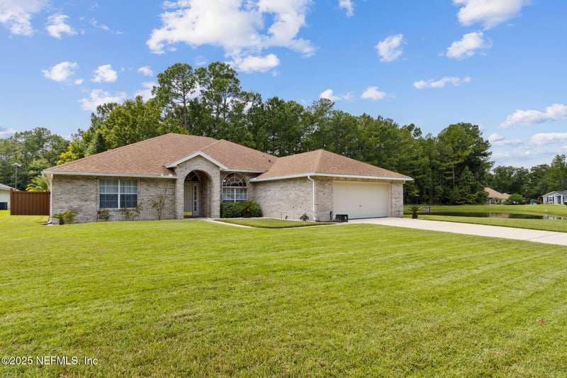 5526 Broadgate Ct, Jacksonville, FL 32244