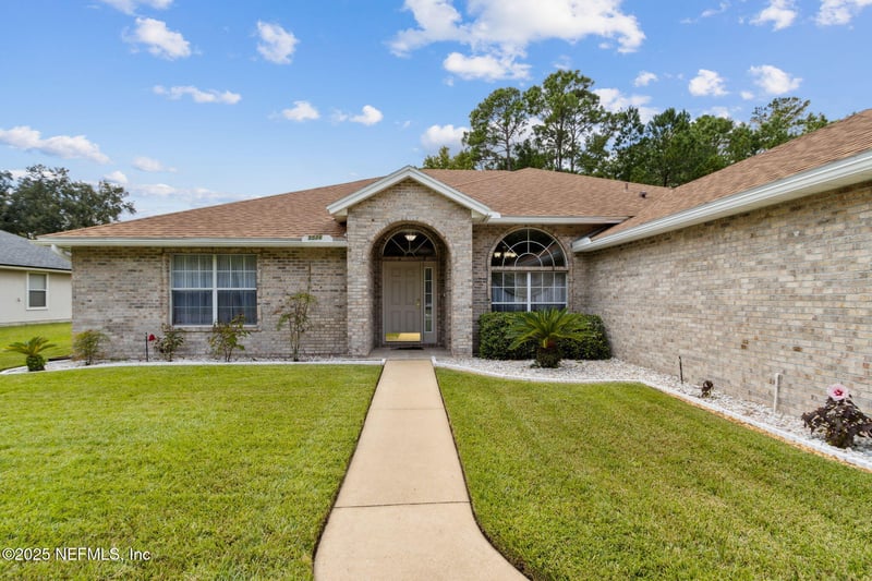 5526 Broadgate Ct, Jacksonville, FL 32244