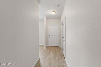 8231 Hewitt St, Jacksonville, FL 32244