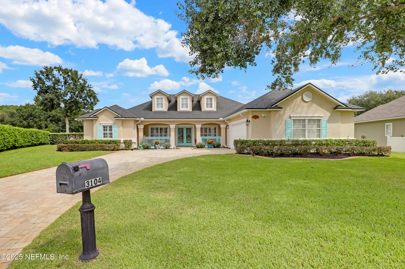 3104 Canoe Ct, St Johns, FL 32259