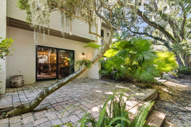 3028 Sea Marsh Rd, Fernandina Beach, FL 32034