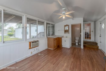 8675 Walden Rd, Jacksonville, FL 32244