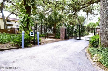 1810 Sevilla Blvd #202, Atlantic Beach, FL 32233