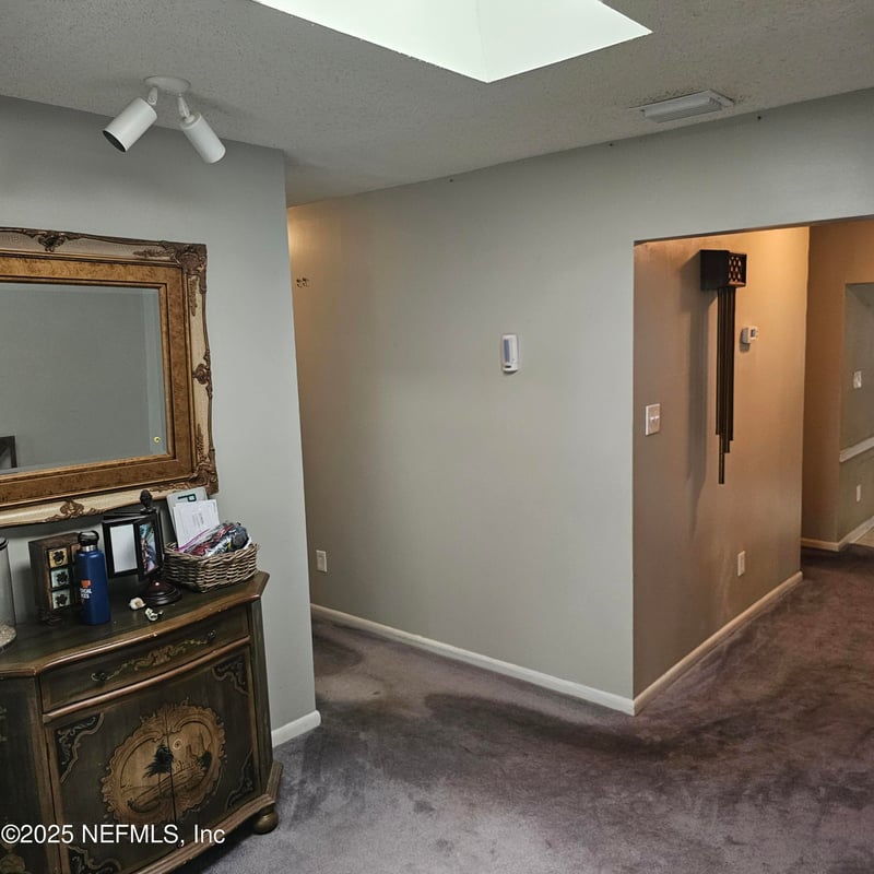 10596 Rutgers Rd, Jacksonville, FL 32218