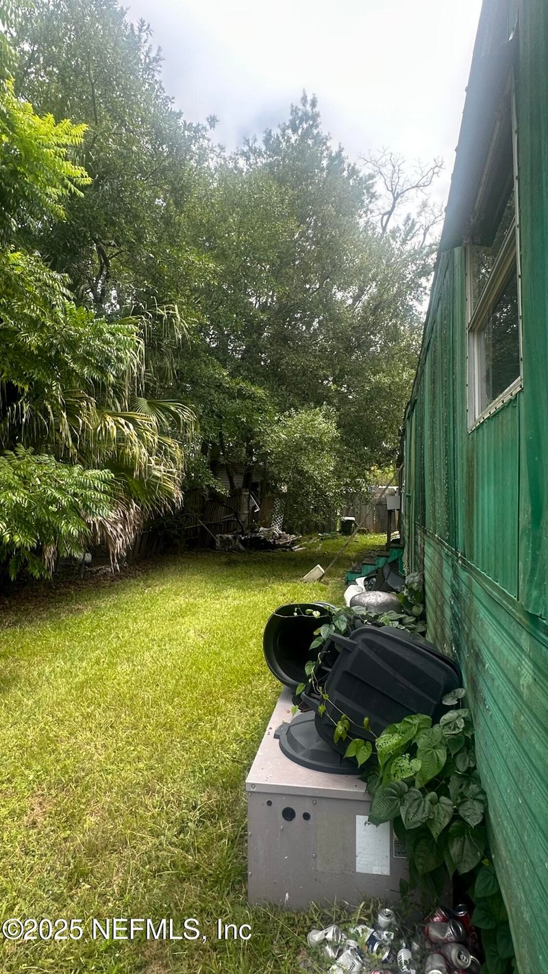 4250 Gilbert St, Jacksonville, FL 32207