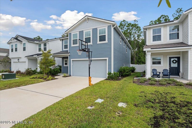 160 Meadow Creek Dr, St Johns, FL 32259