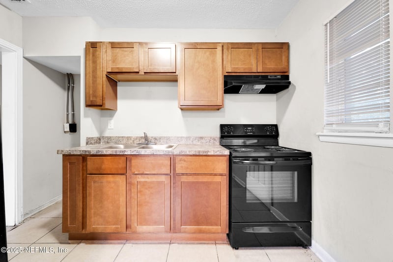 65 43rd St, Jacksonville, FL 32208