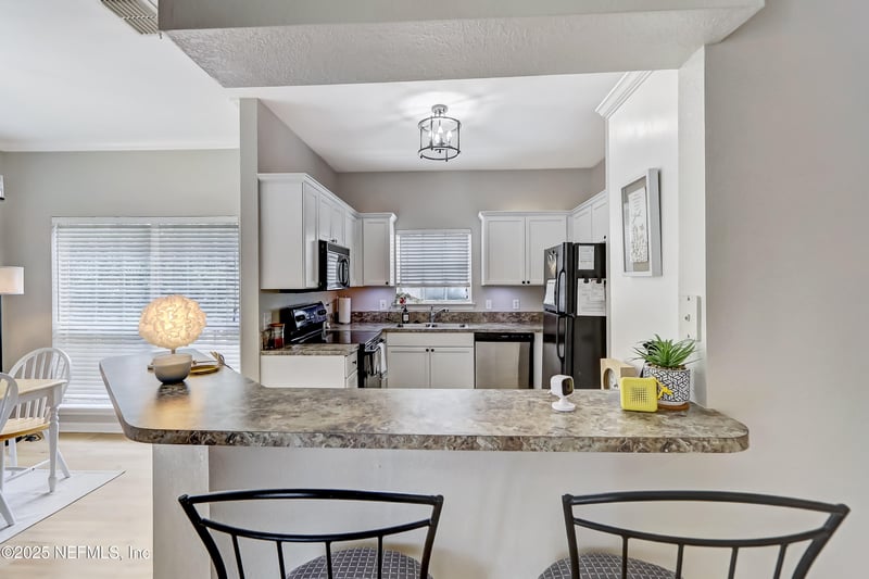 10961 Burnt Mill Rd #328, Jacksonville, FL 32256