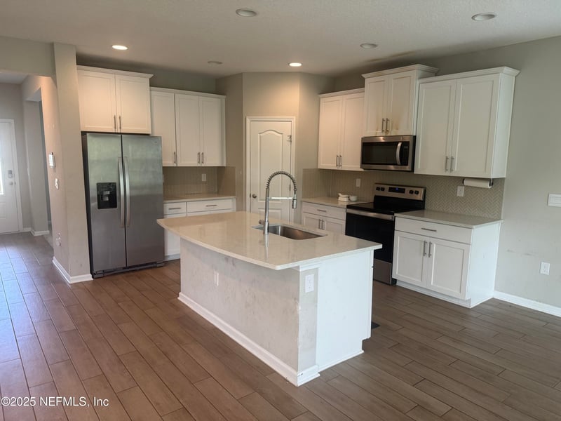 65627 Edgewater Dr, Yulee, FL 32097