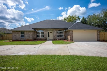 6864 Plum Lake Dr, Jacksonville, FL 32222